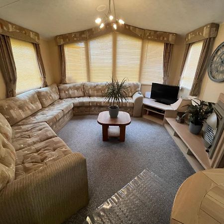Fulmar 43 ~ Parkdean Holiday Resort Great Yarmouth Exterior photo
