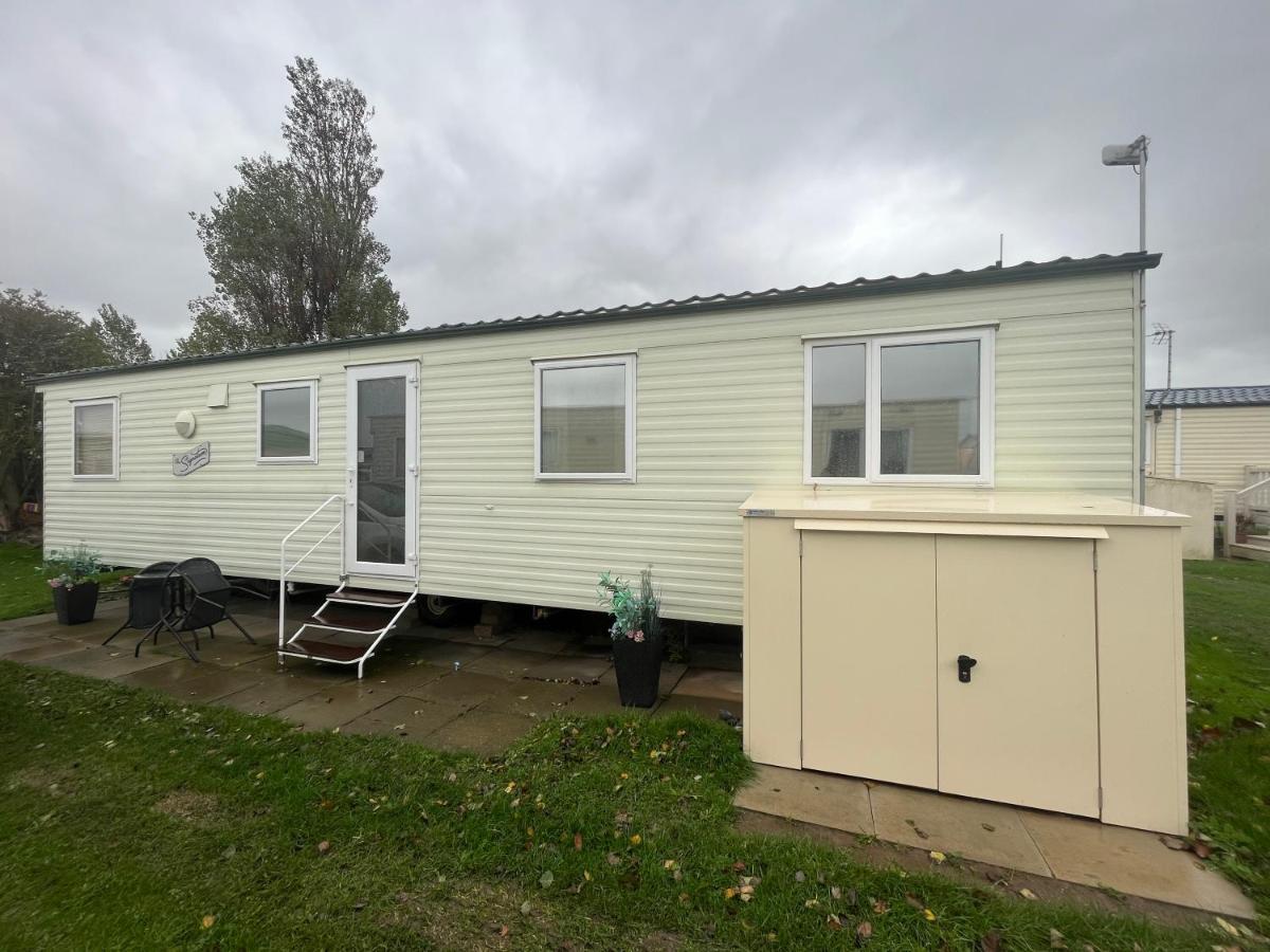 Fulmar 43 ~ Parkdean Holiday Resort Great Yarmouth Exterior photo