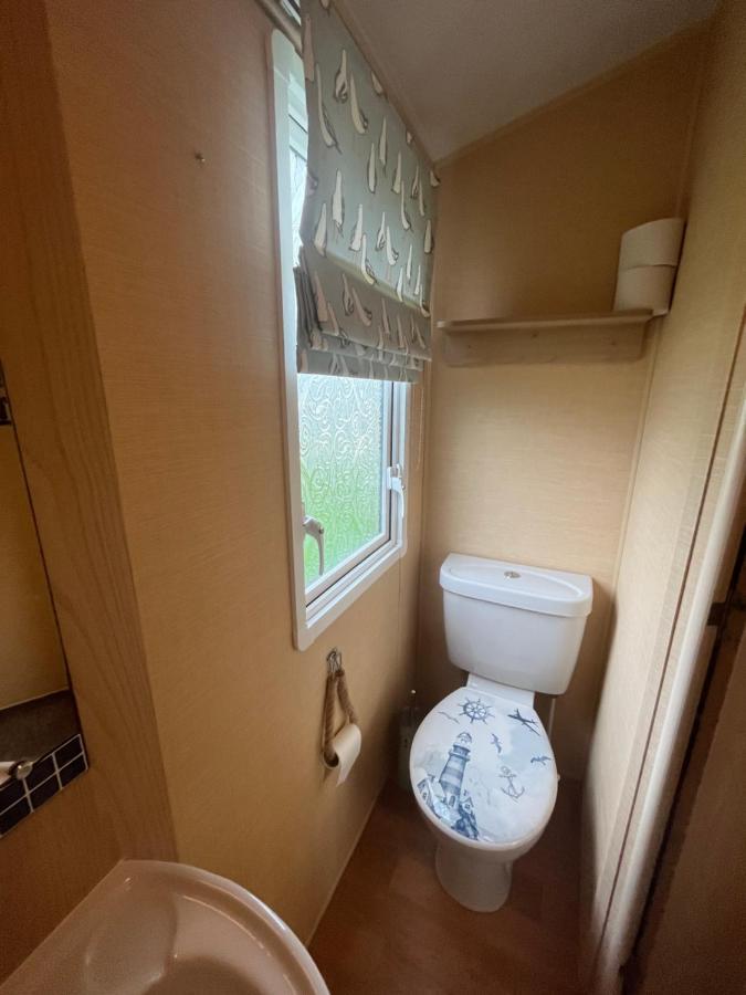 Fulmar 43 ~ Parkdean Holiday Resort Great Yarmouth Exterior photo